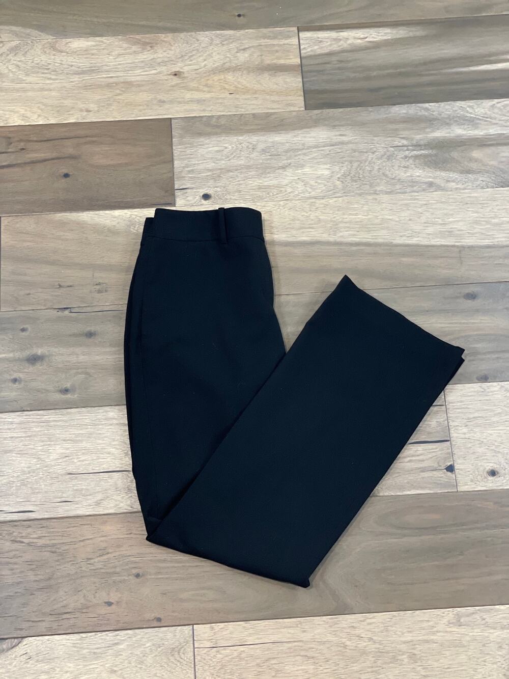 Calvin Klein Invisibly Curvy Fit Solutions Black Straight Leg Pants Size 2